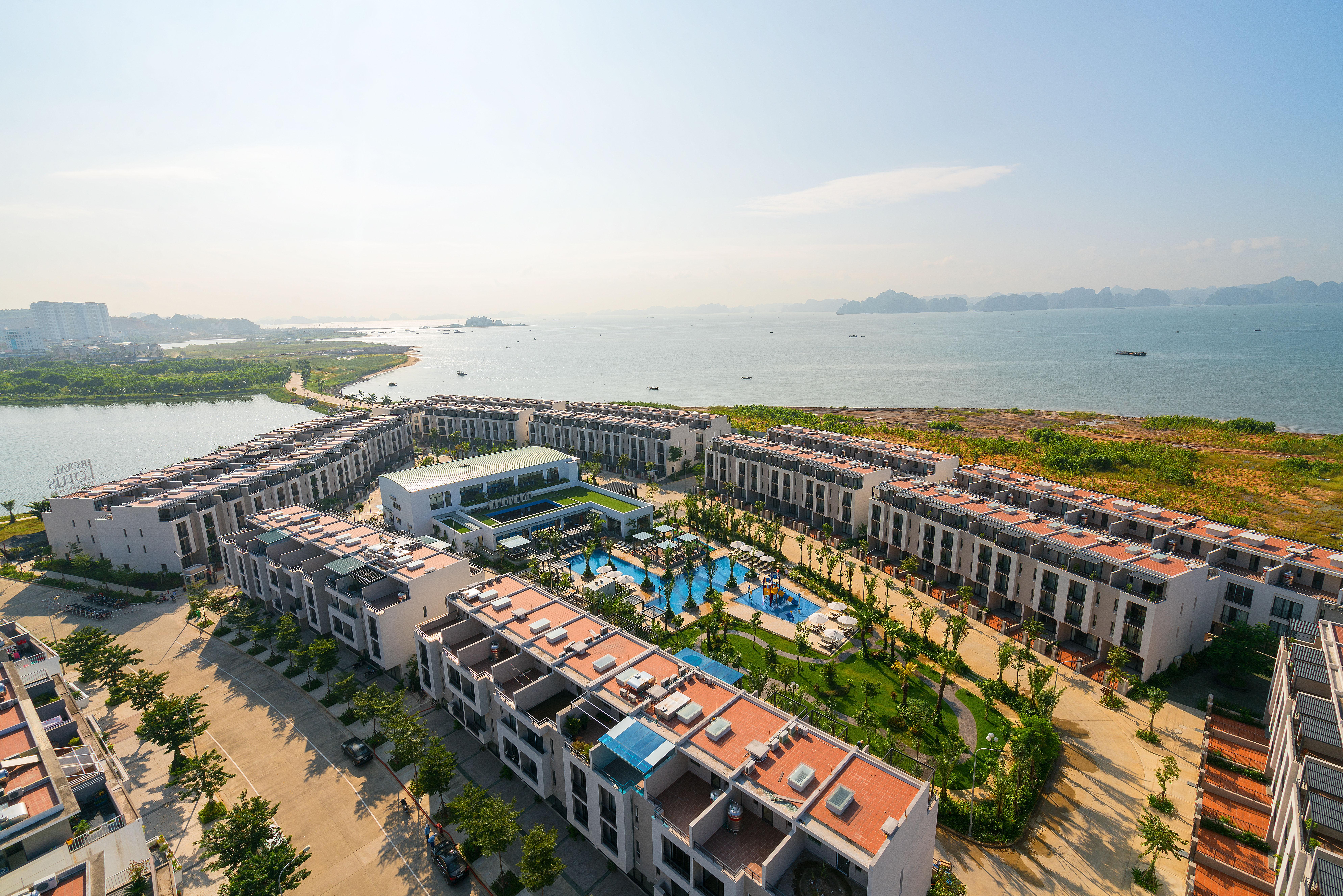 Royal Lotus Ha Long Resort & Villas Extérieur photo