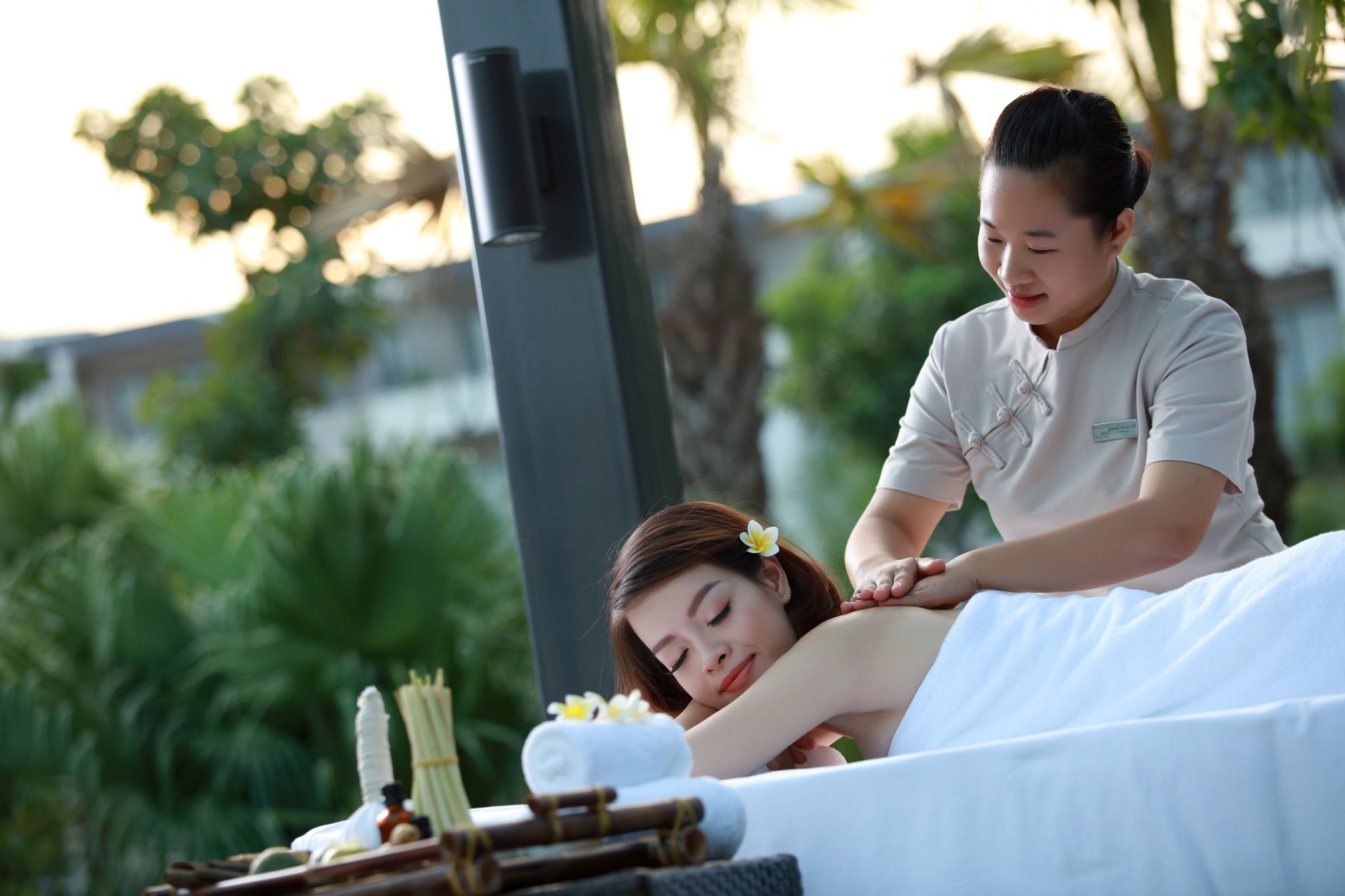 Royal Lotus Ha Long Resort & Villas Extérieur photo
